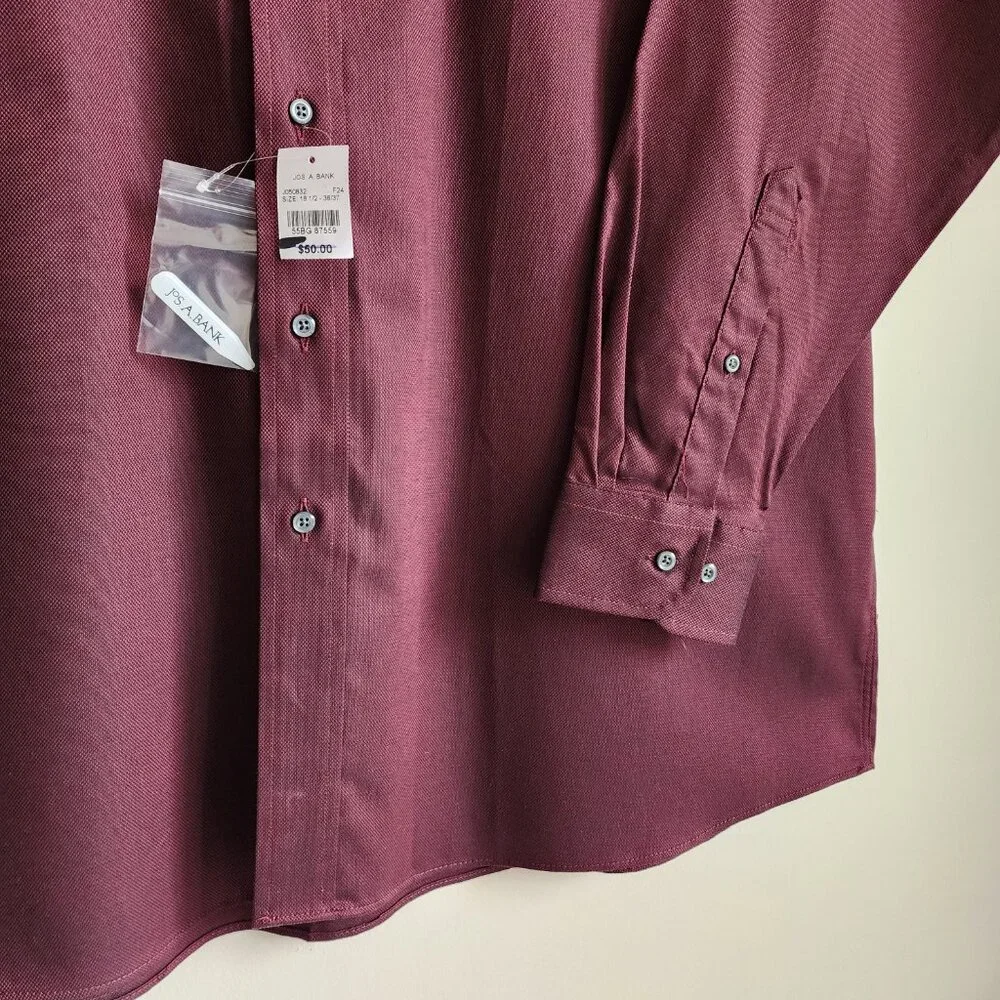 18.5 36/37 Red Wine Dress Shirt Traditional Fit Dark Jos A Bank New Solid Mens - Picture 8 of 16